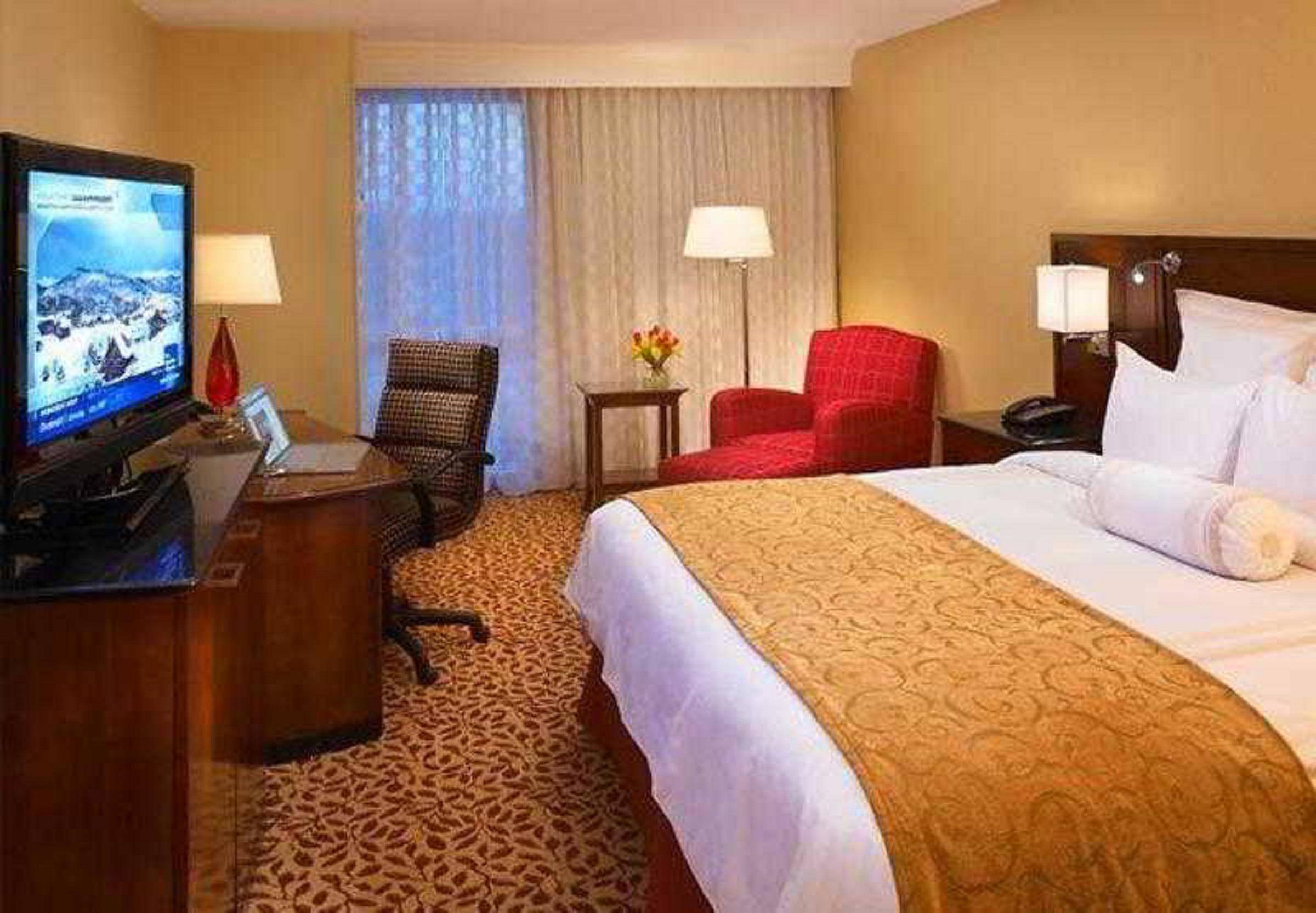 Hotel Wyndham Cleveland Airport Esterno foto